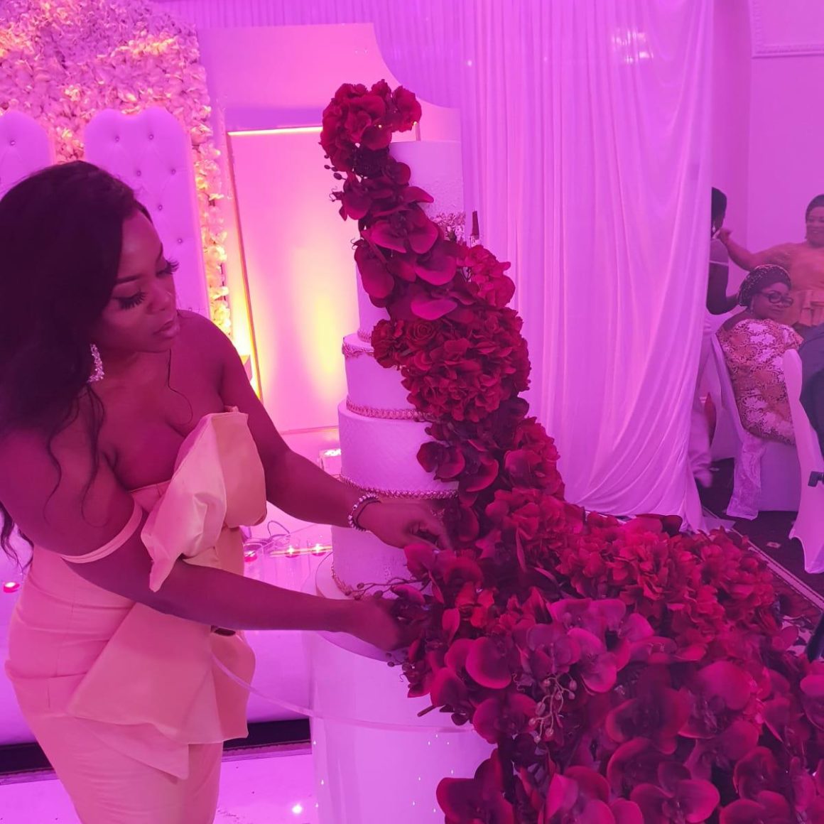 Building Your Brand Mary Olushanu Teal & Roses